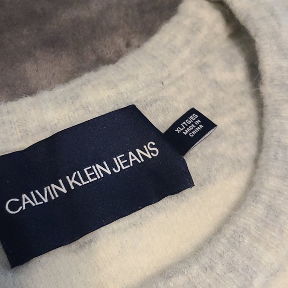 Calvin Klein striped sweater - Picture 2 of 5